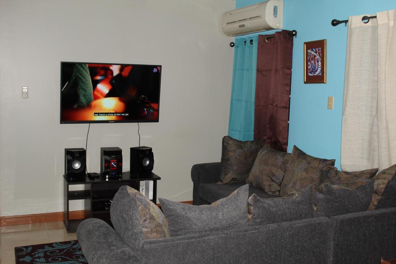 The Artist Place Kensington 1Br New Kingston Kültér fotó